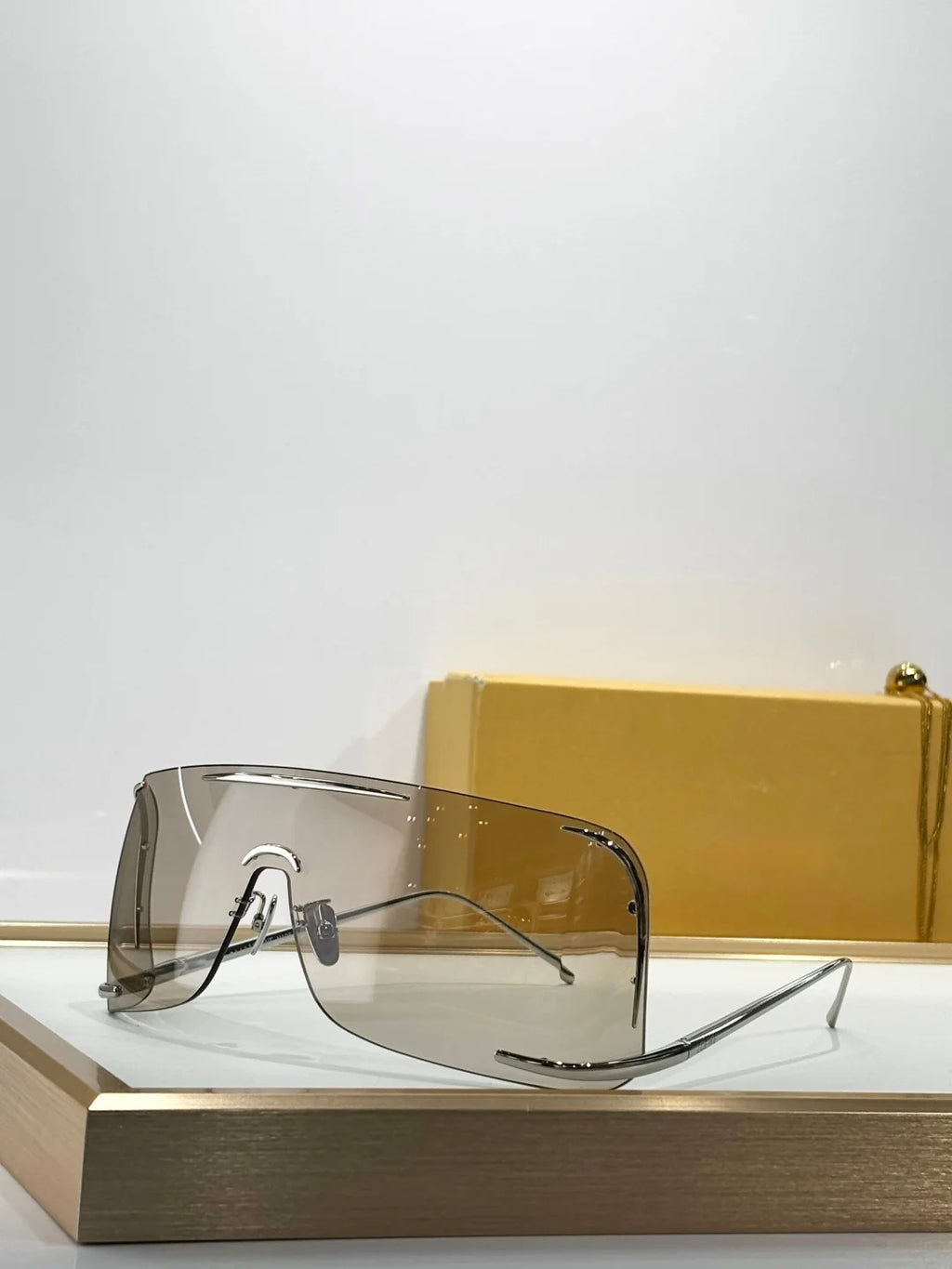 Alloy Big Frame Sunglasses for Men and Women High Quality New Fashion Brand Designer Retro UV400 Outdoor Eyeglasses