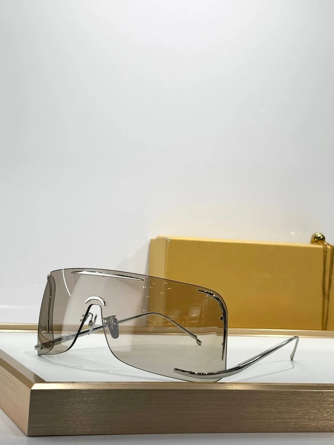Alloy Big Frame Sunglasses for Men and Women High Quality New Fashion Brand Designer Retro UV400 Outdoor Eyeglasses
