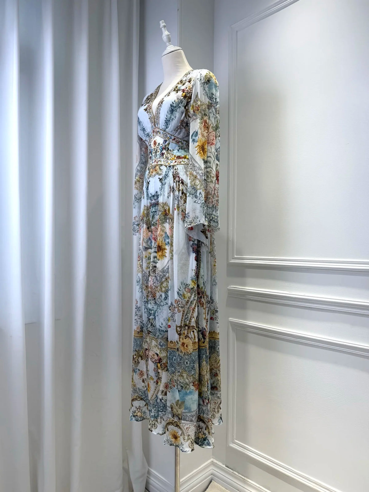 Women Floral Print Elegant Maxi Dress Spring/Summer Crystal Beaded V-Neck Flare Sleeve Elastic Waist Fashion Ladies Silk Robe