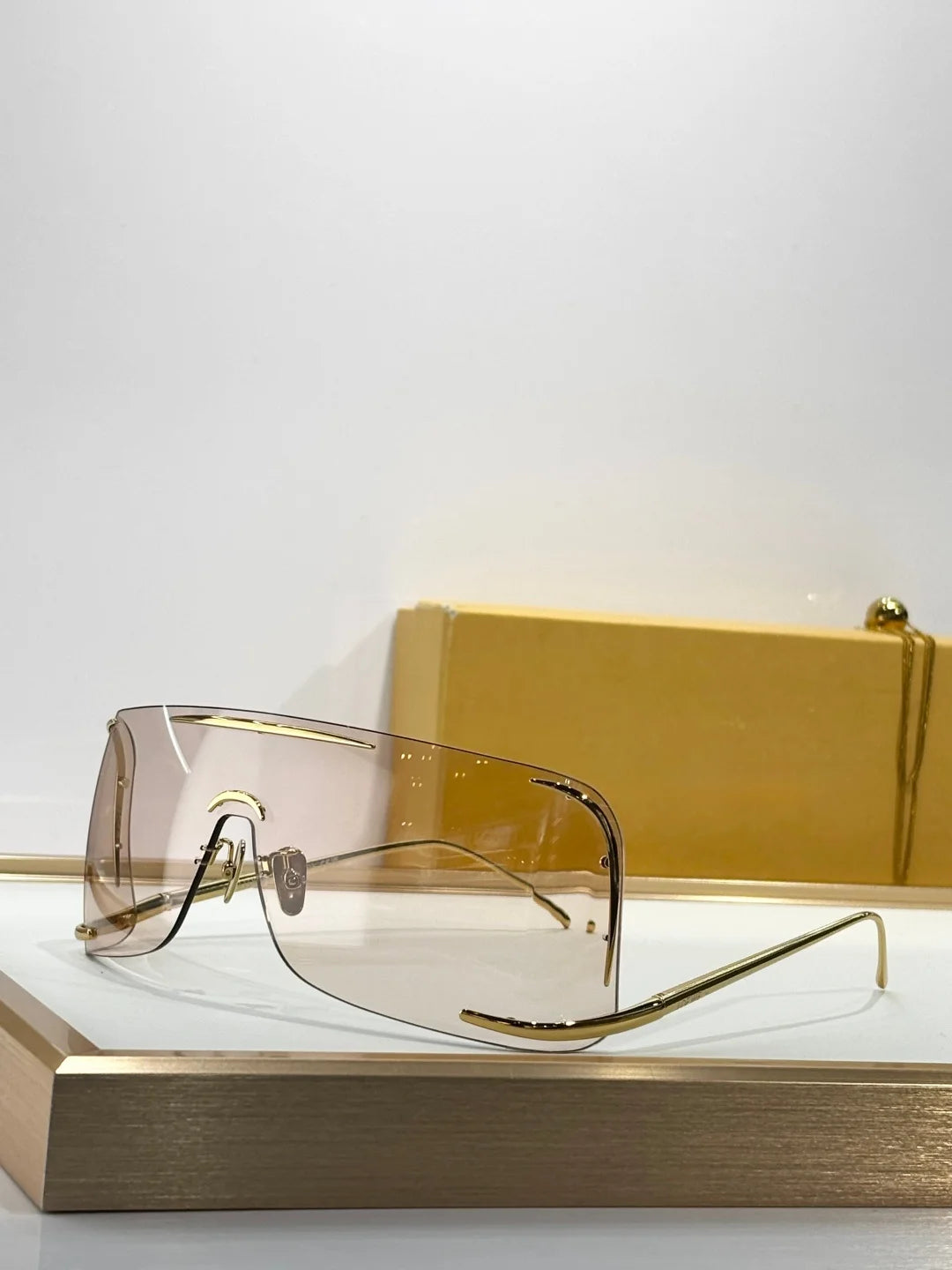 Alloy Big Frame Sunglasses for Men and Women High Quality New Fashion Brand Designer Retro UV400 Outdoor Eyeglasses